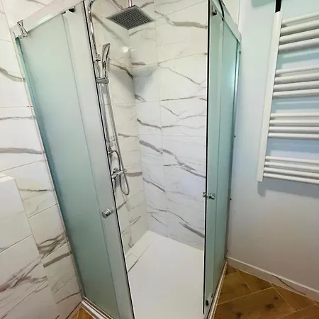 Lesny Rotembark Z Prywatnym Jacuzzi Tatil Evi *