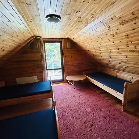 Lesny Rotembark Z Prywatnym Jacuzzi Tatil Evi *