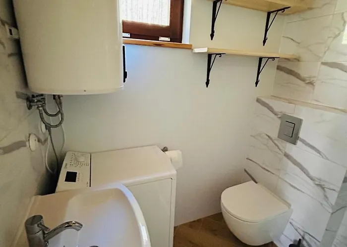 Lesny Rotembark Z Prywatnym Jacuzzi بيت للعطل